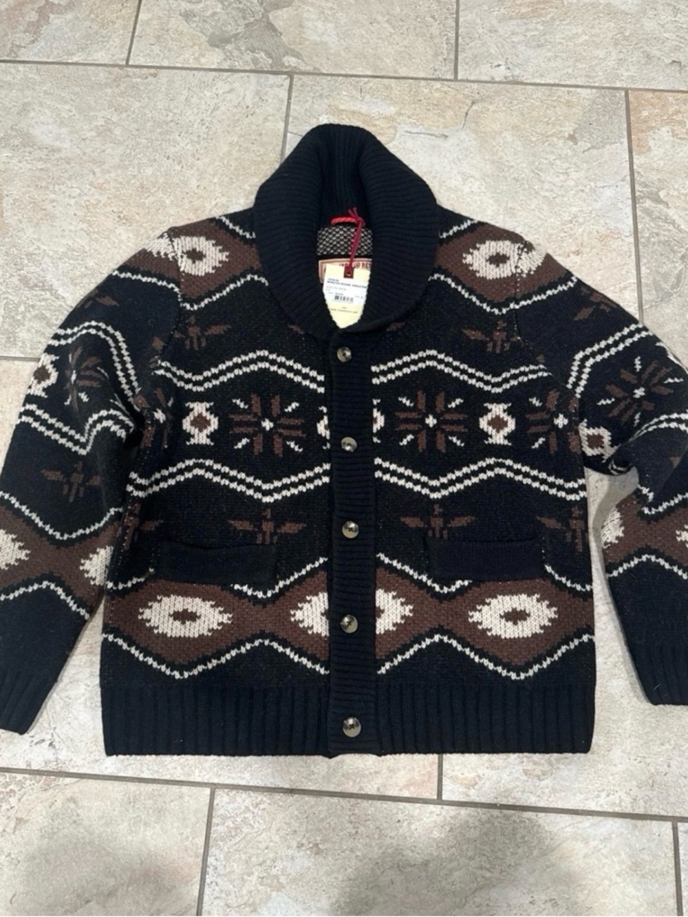 Iron and Resin Wincha Shawl Collar Sweater Size Large NEW